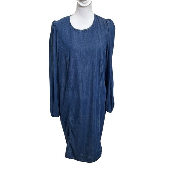 Welcome to my closet! - Picture 2 of 13